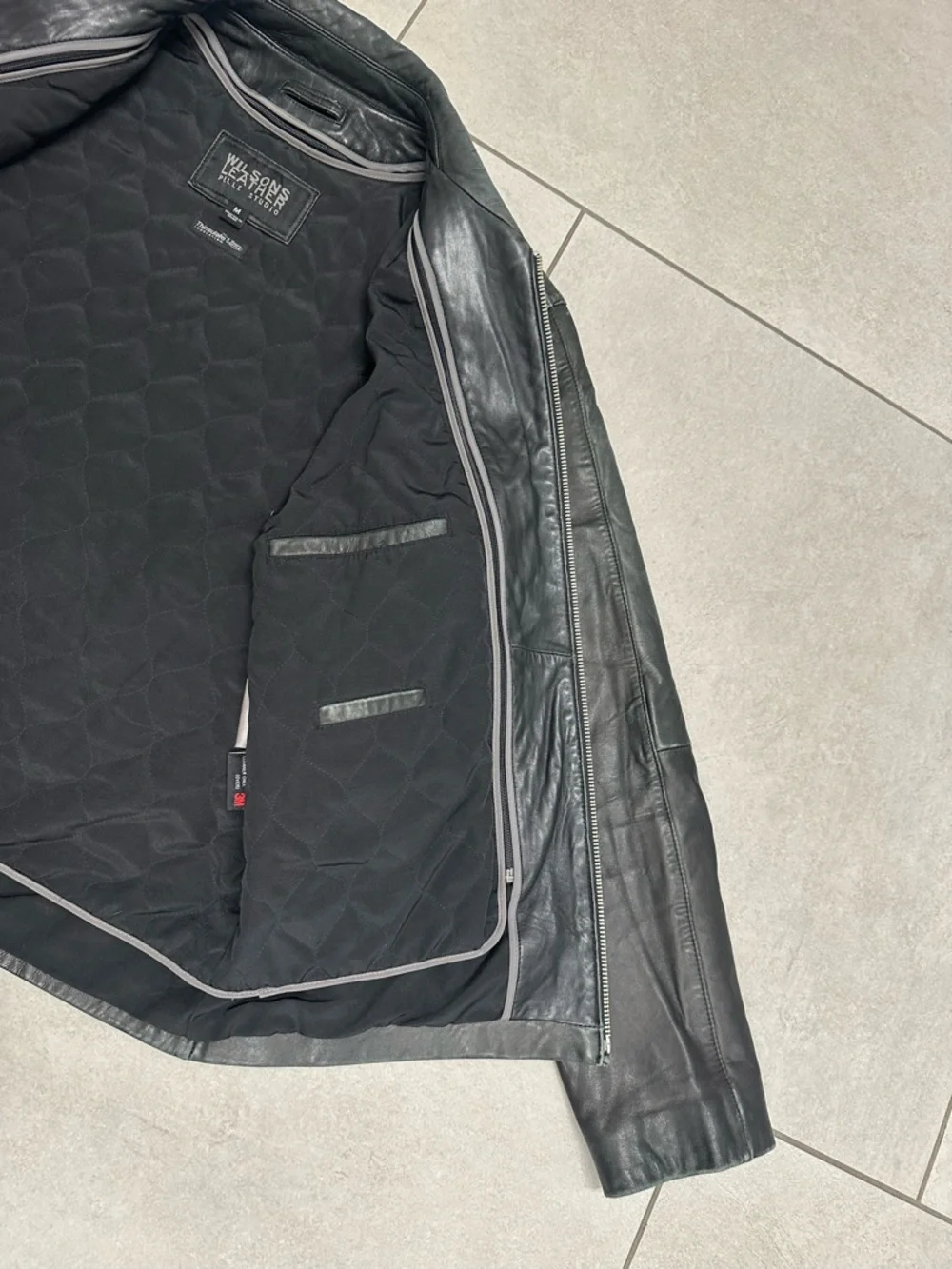 VTG Men’s Black WILSONS LEATHER JACKET Medium Pelle Studio Removable Lining - Picture 8 of 12